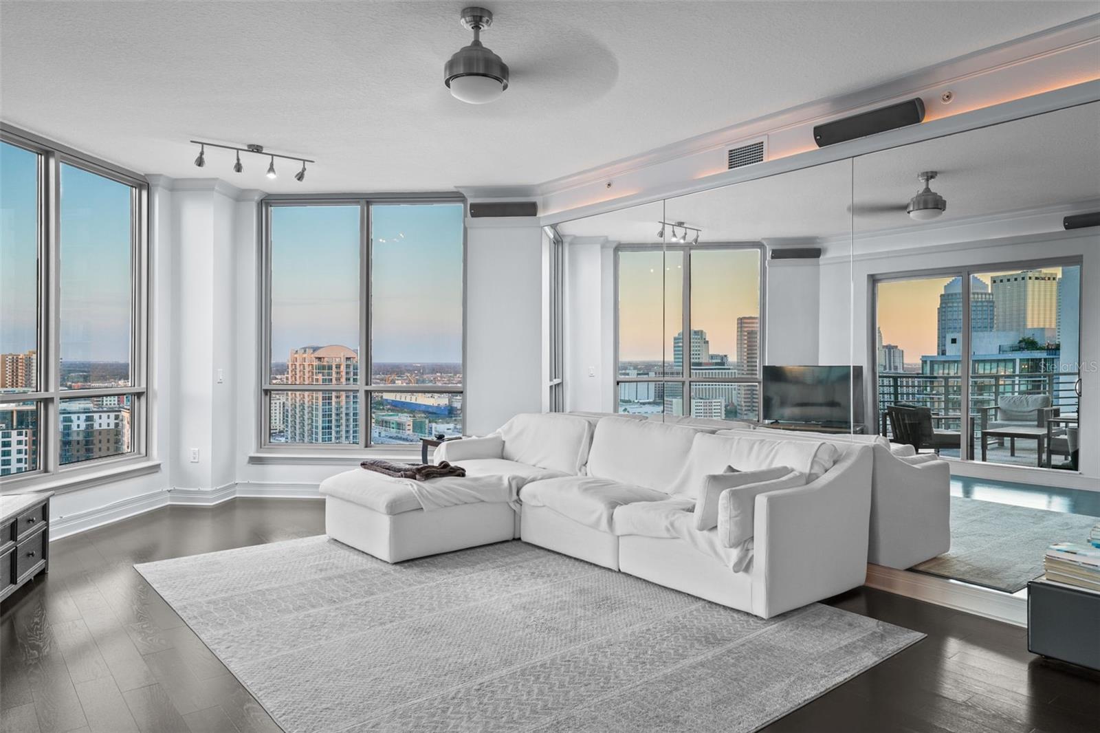 Image 4 of 35 For 449 12th Street 2401