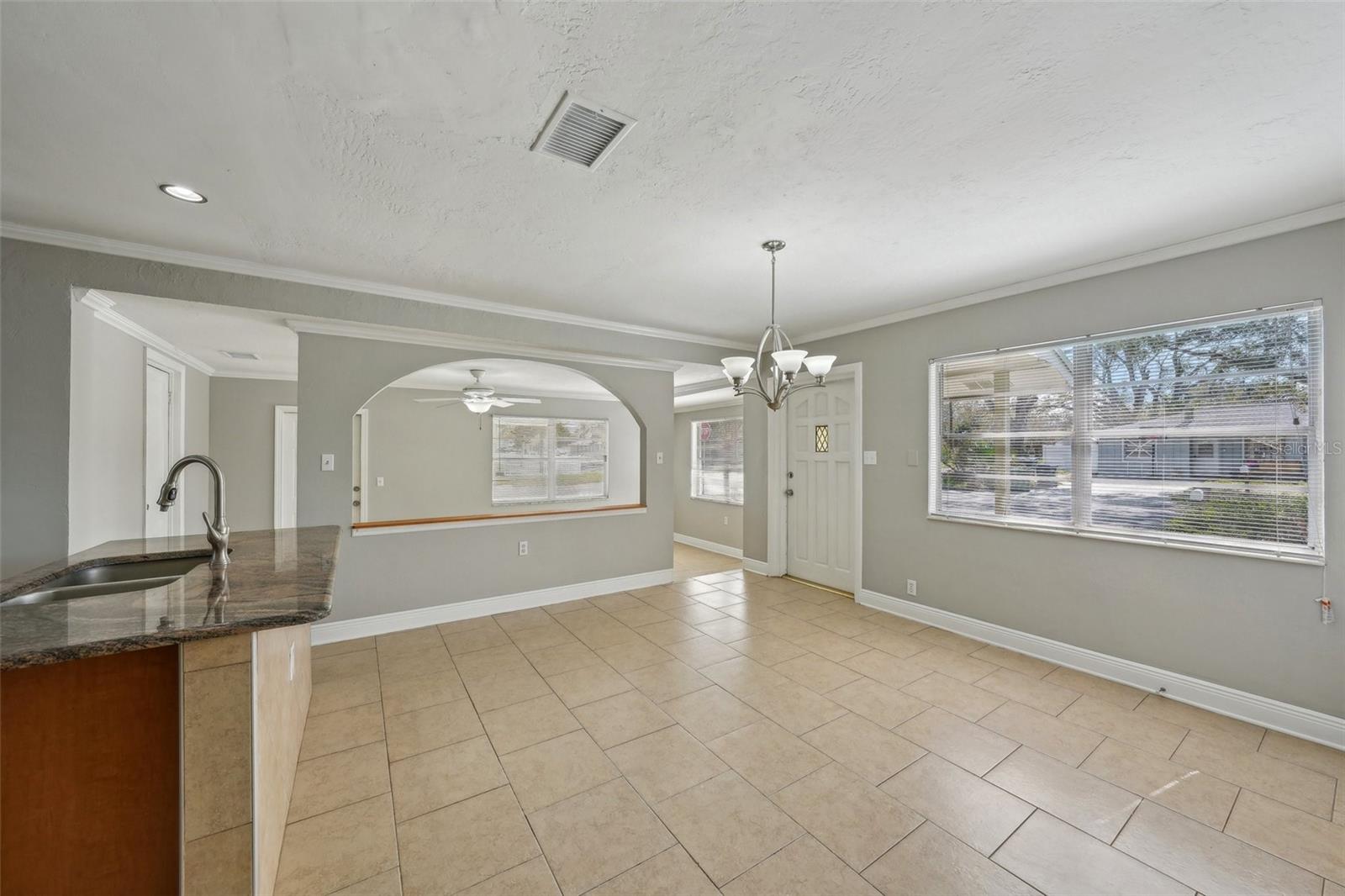 Image 3 of 44 For 4101 Leila Avenue