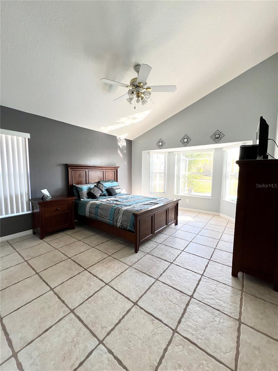 Image 21 of 57 For 10251 Oasis Palm Drive