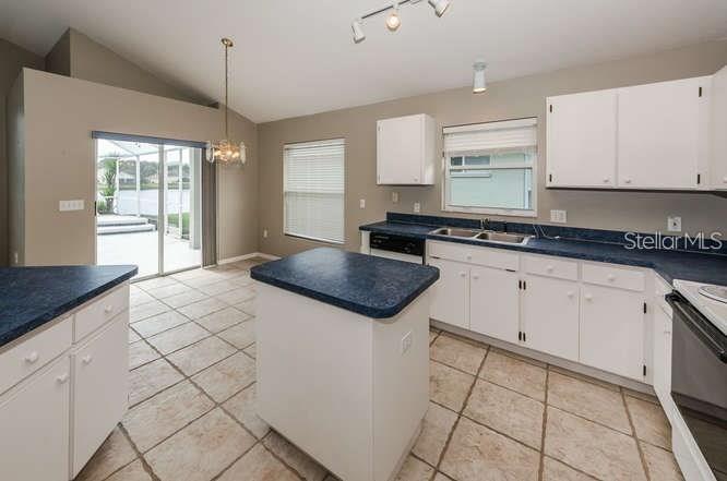 Image 7 of 57 For 10251 Oasis Palm Drive