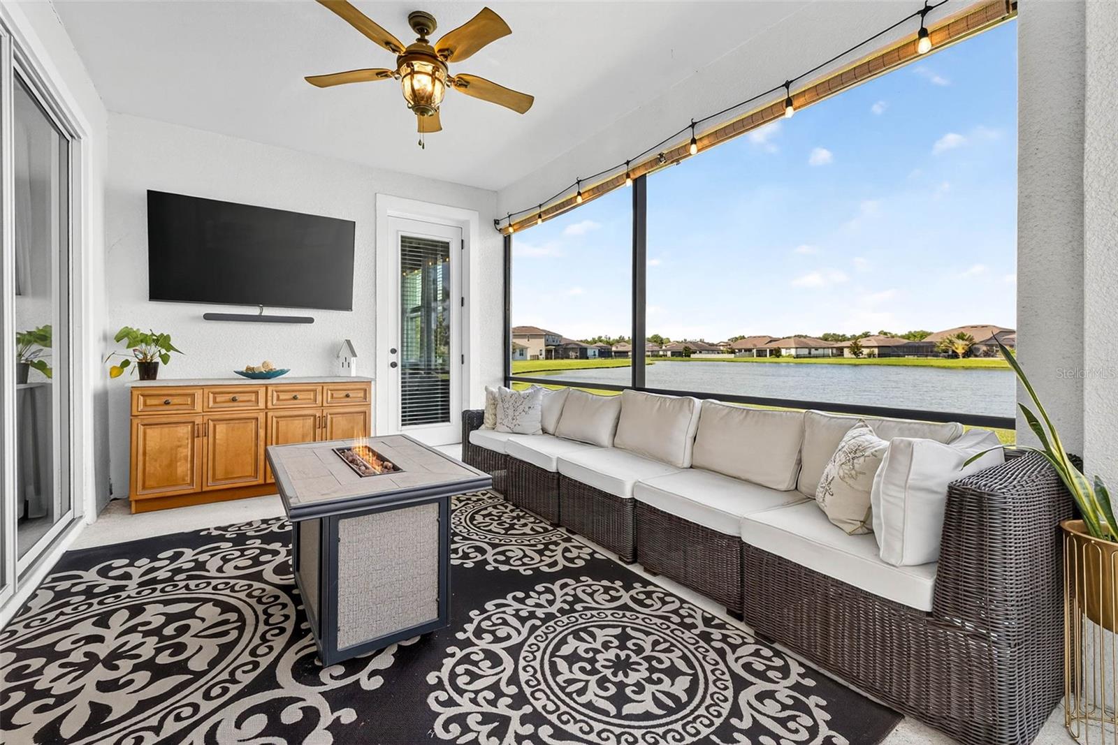 Image 67 of 75 For 7721 Roma Dune Drive