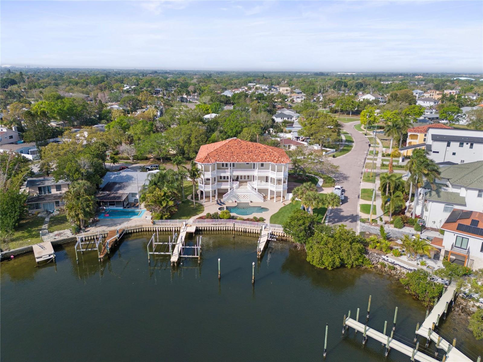 Image 63 of 73 For 1855 Bayou Grande Boulevard Ne