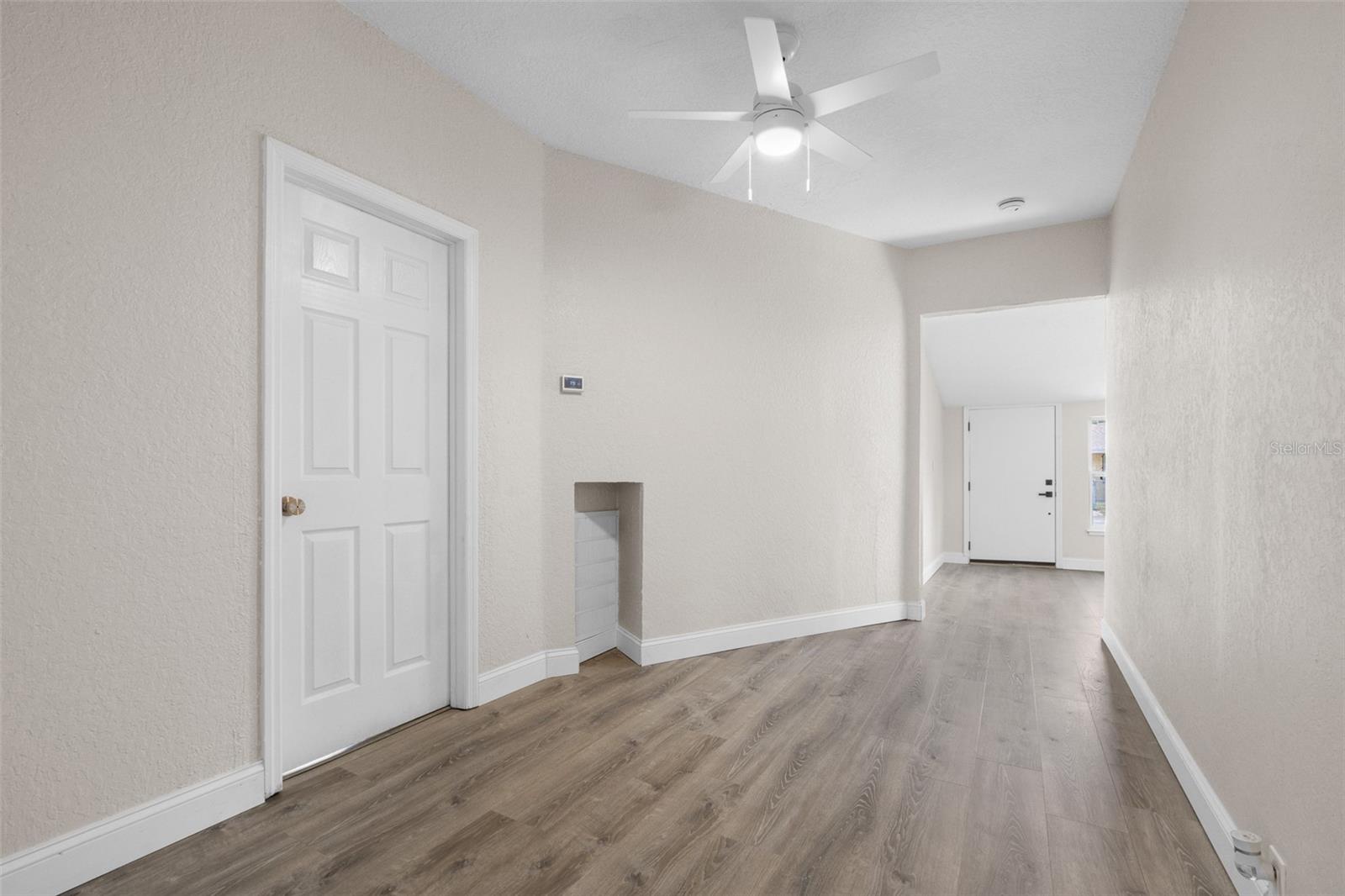 Listing photo id 14 for 1931 24th Street S
