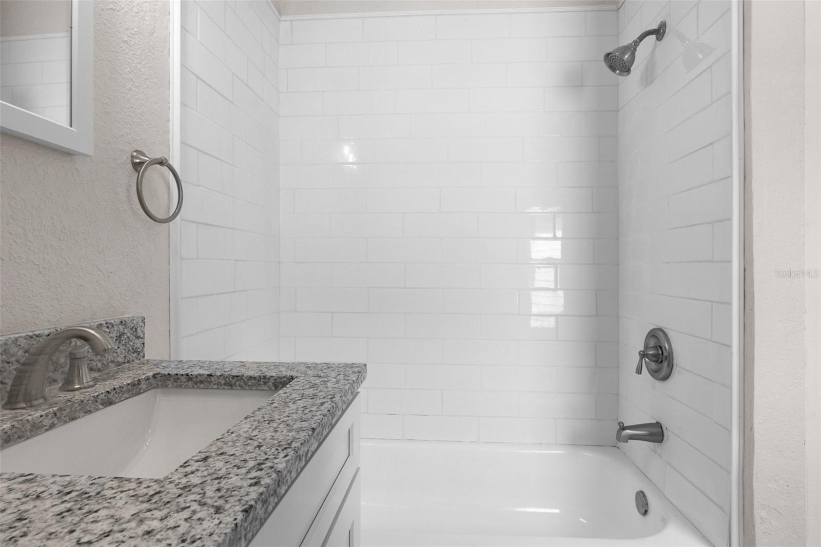 Listing photo id 17 for 1931 24th Street S