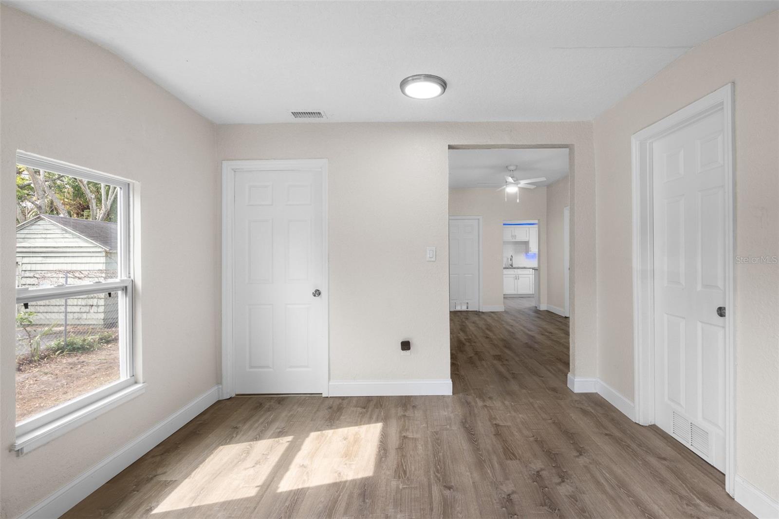 Listing photo id 1 for 1931 24th Street S