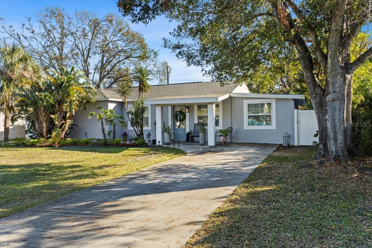 Image 4 of 37 For 4106 Bay View Avenue