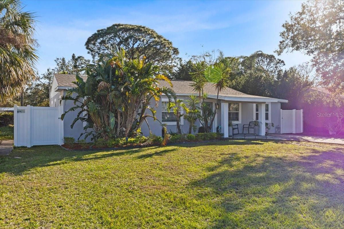 Image 6 of 37 For 4106 Bay View Avenue