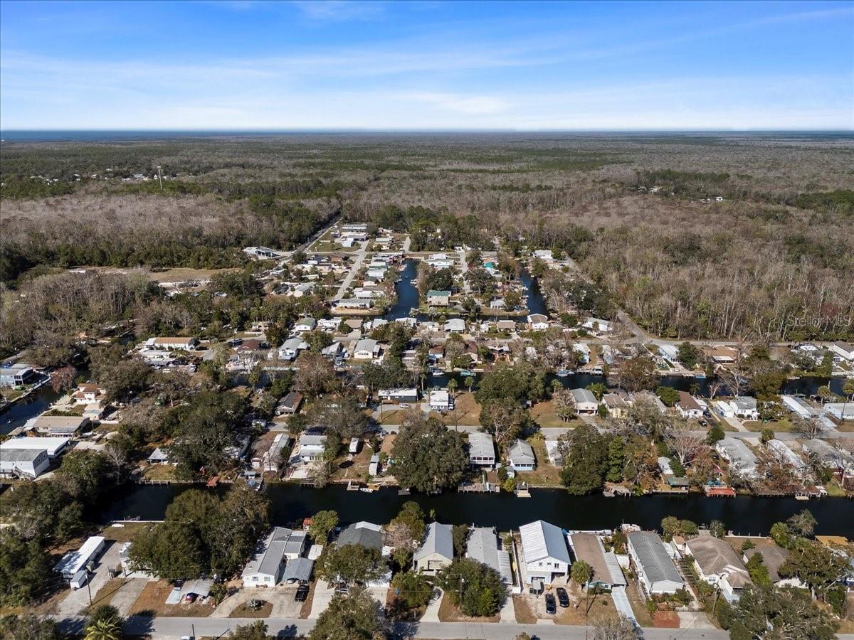 Listing photo id 51 for 6291 Sebring Street