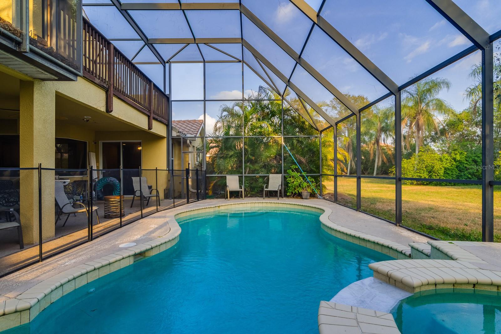 Image 27 of 49 For 10534 Bermuda Isle Drive
