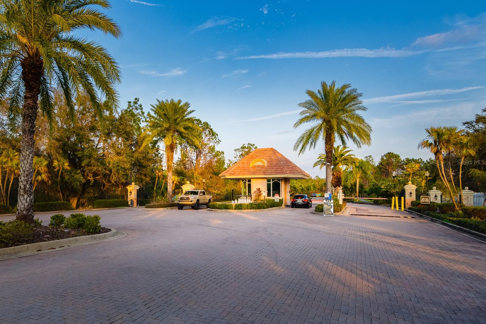 Image 3 of 49 For 10534 Bermuda Isle Drive