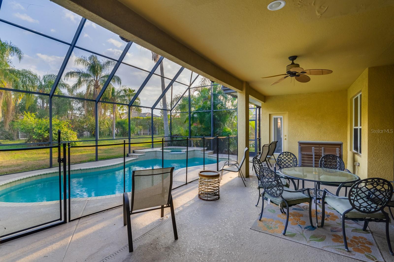 Image 30 of 49 For 10534 Bermuda Isle Drive
