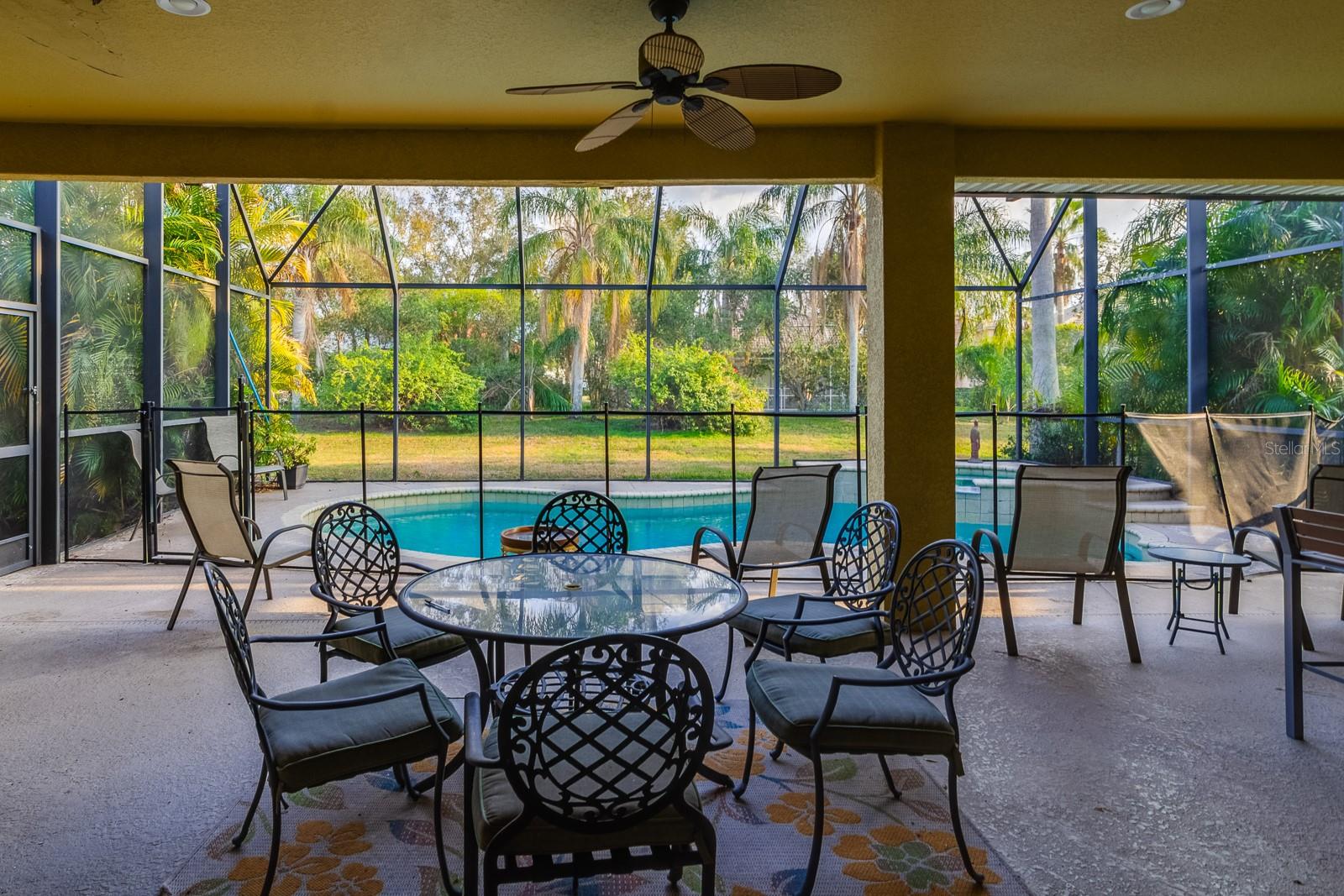 Image 31 of 49 For 10534 Bermuda Isle Drive