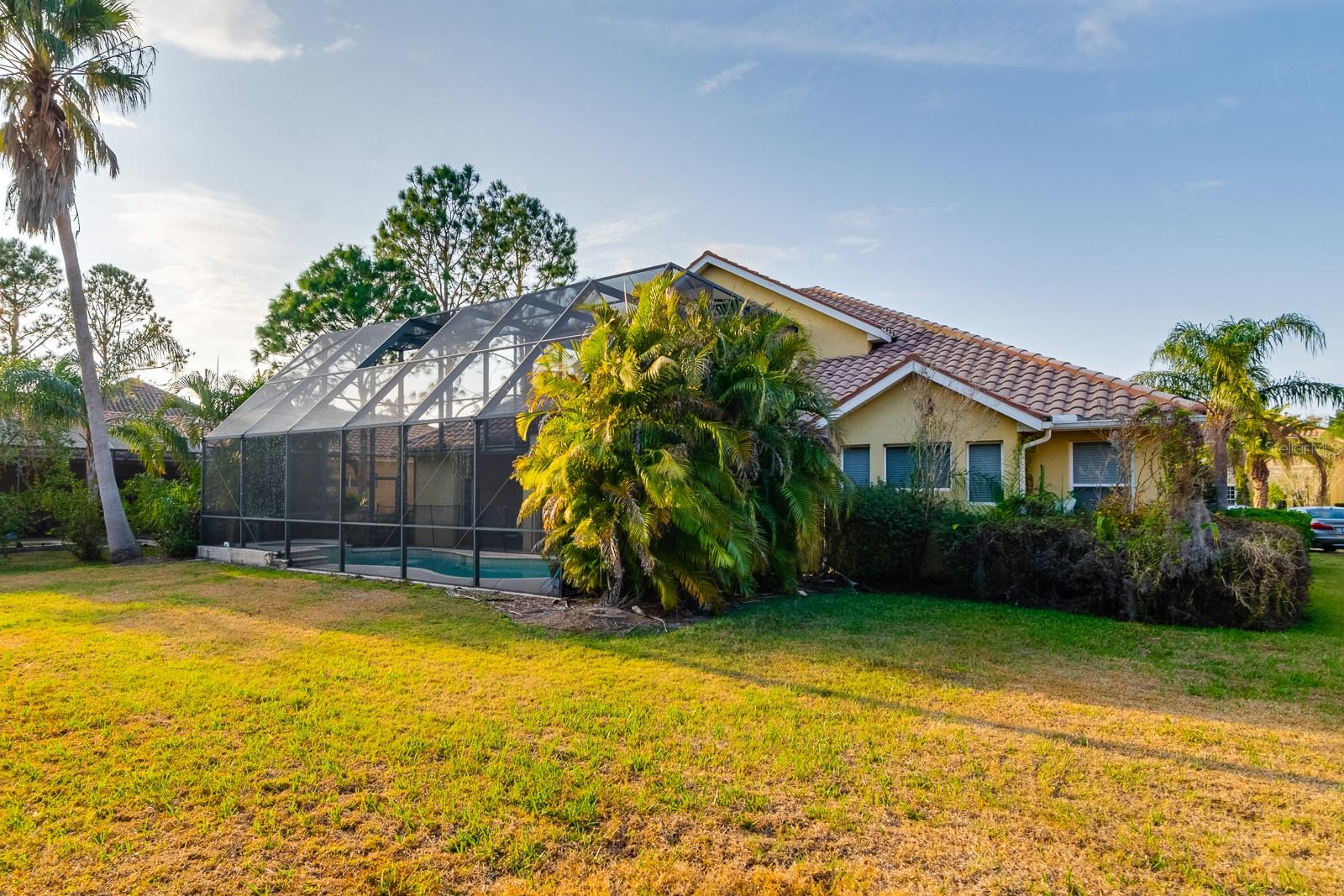 Image 33 of 49 For 10534 Bermuda Isle Drive