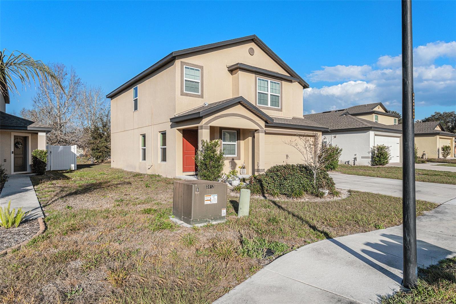 Listing photo id 3 for 14269 Lemon Yellow Tree Lane