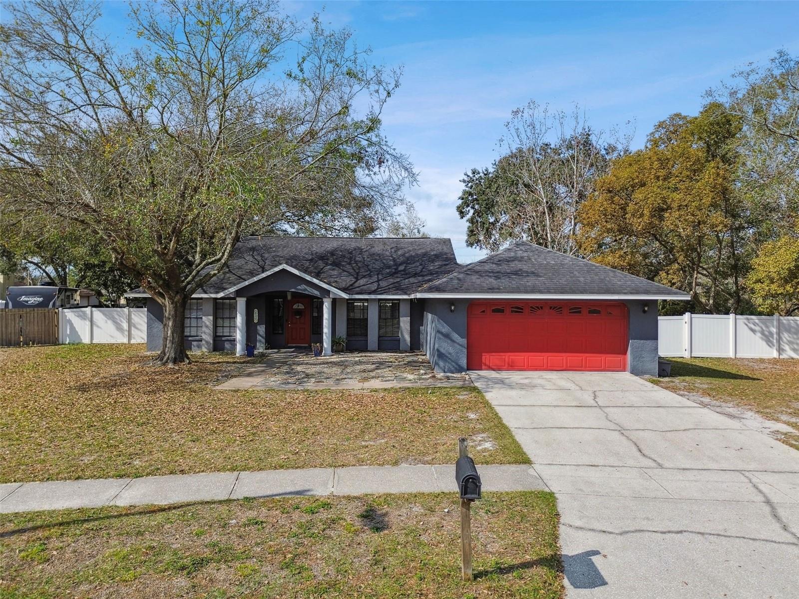 Details for 16508 Round Oak Drive, TAMPA, FL 33618