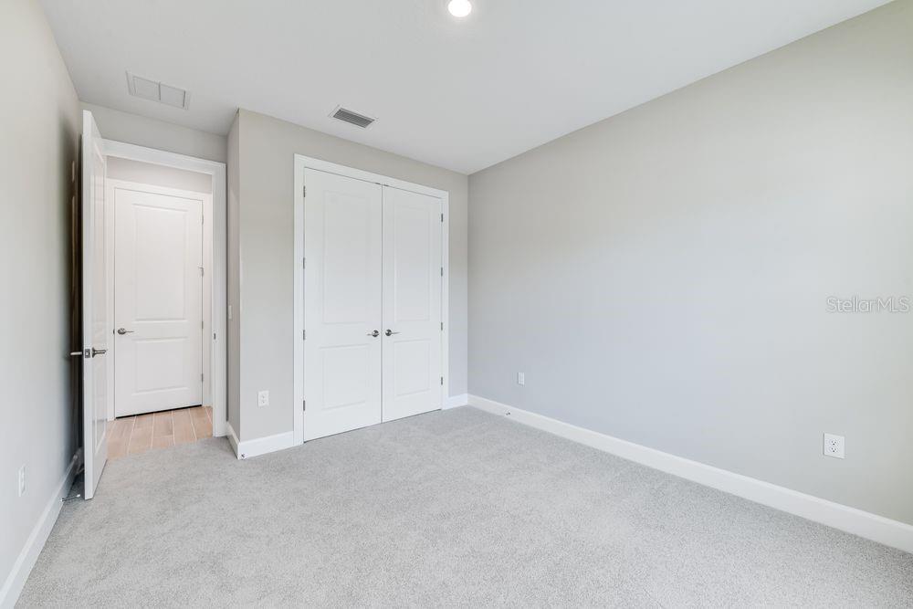 Image 22 of 53 For 8092 Moonbeam Avenue