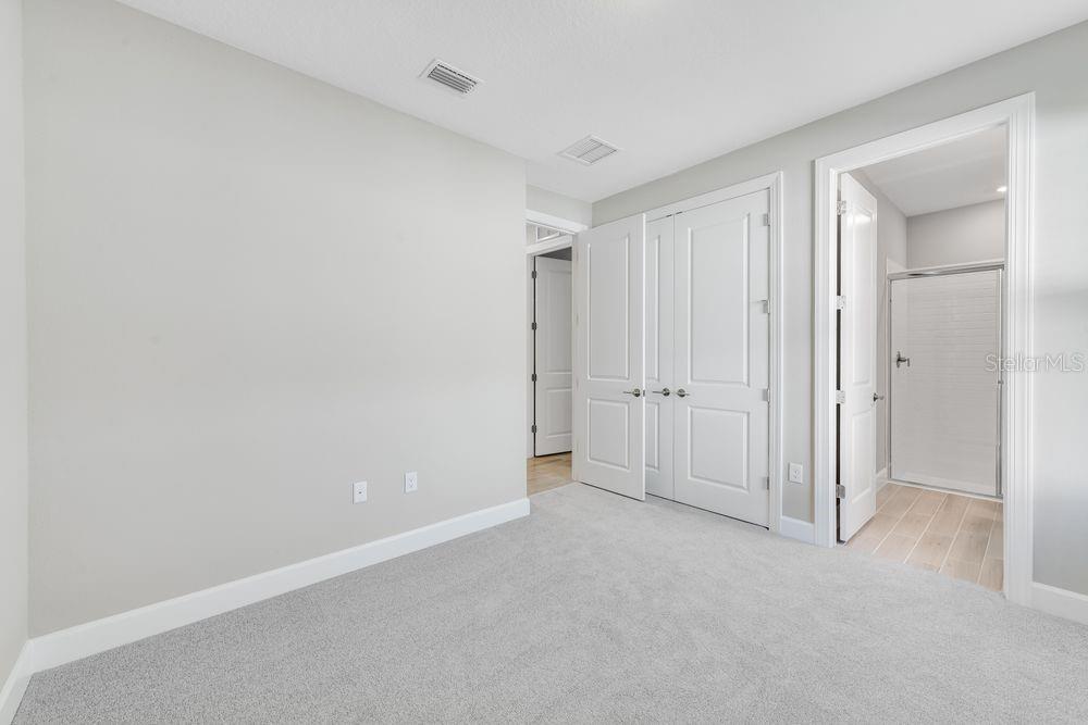 Image 23 of 53 For 8092 Moonbeam Avenue