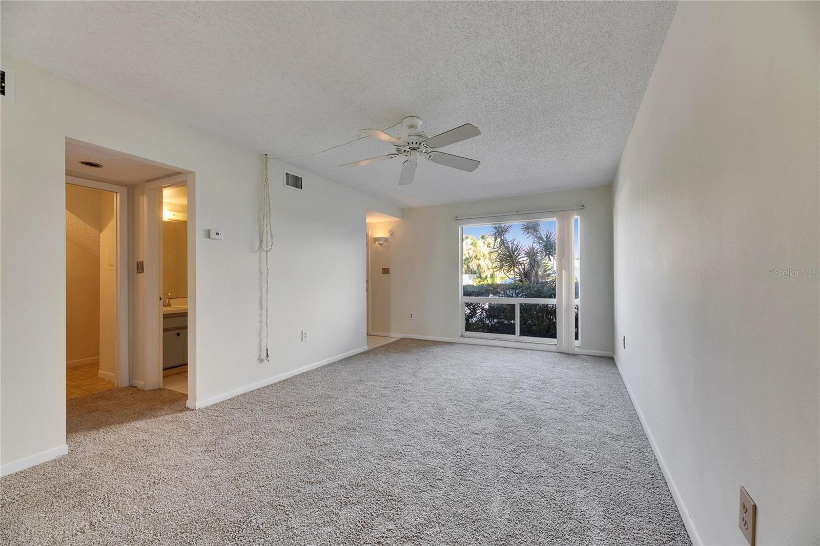 Image 10 of 71 For 1370 70th Street N 2-1382