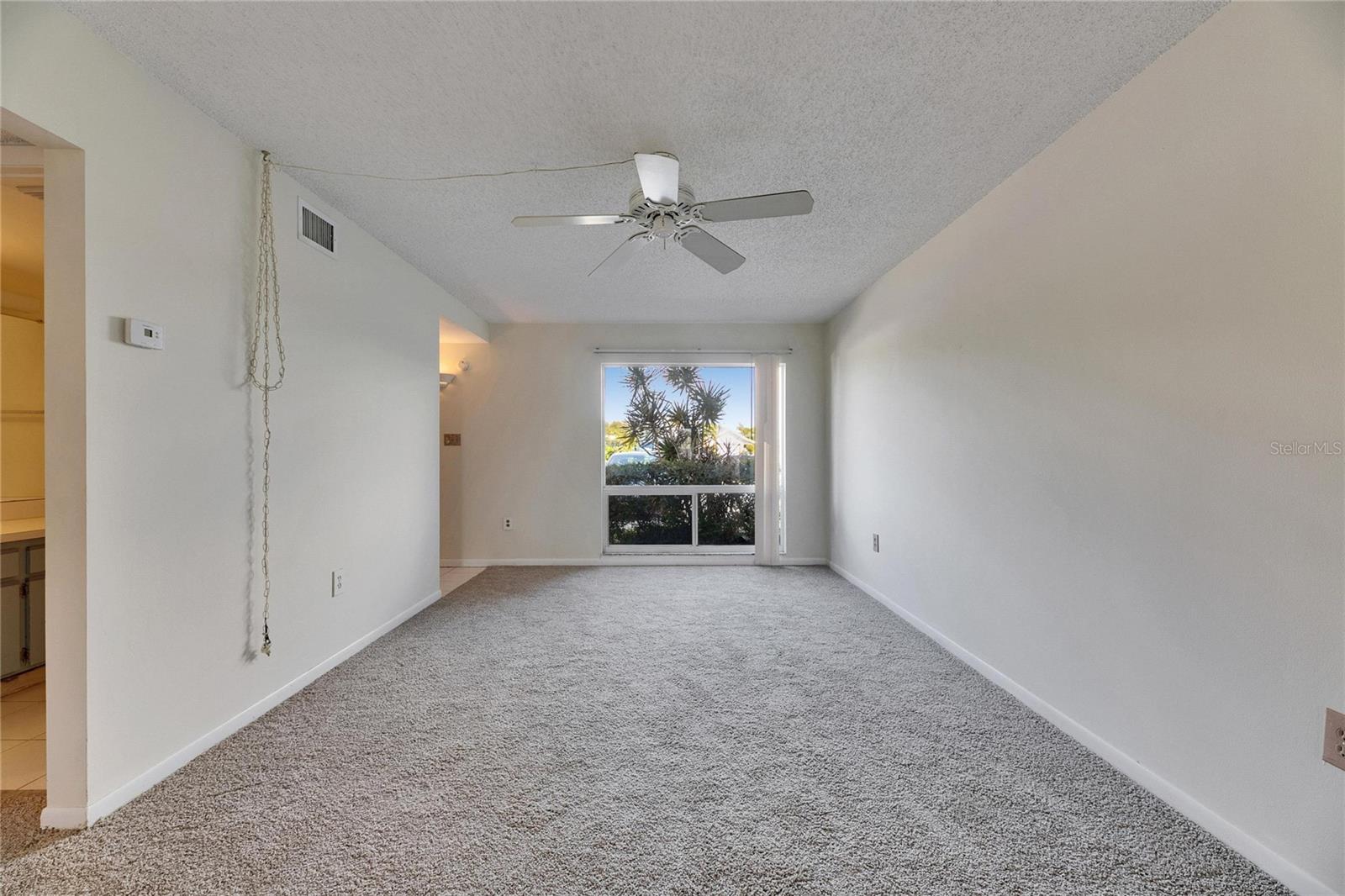 Image 11 of 71 For 1370 70th Street N 2-1382