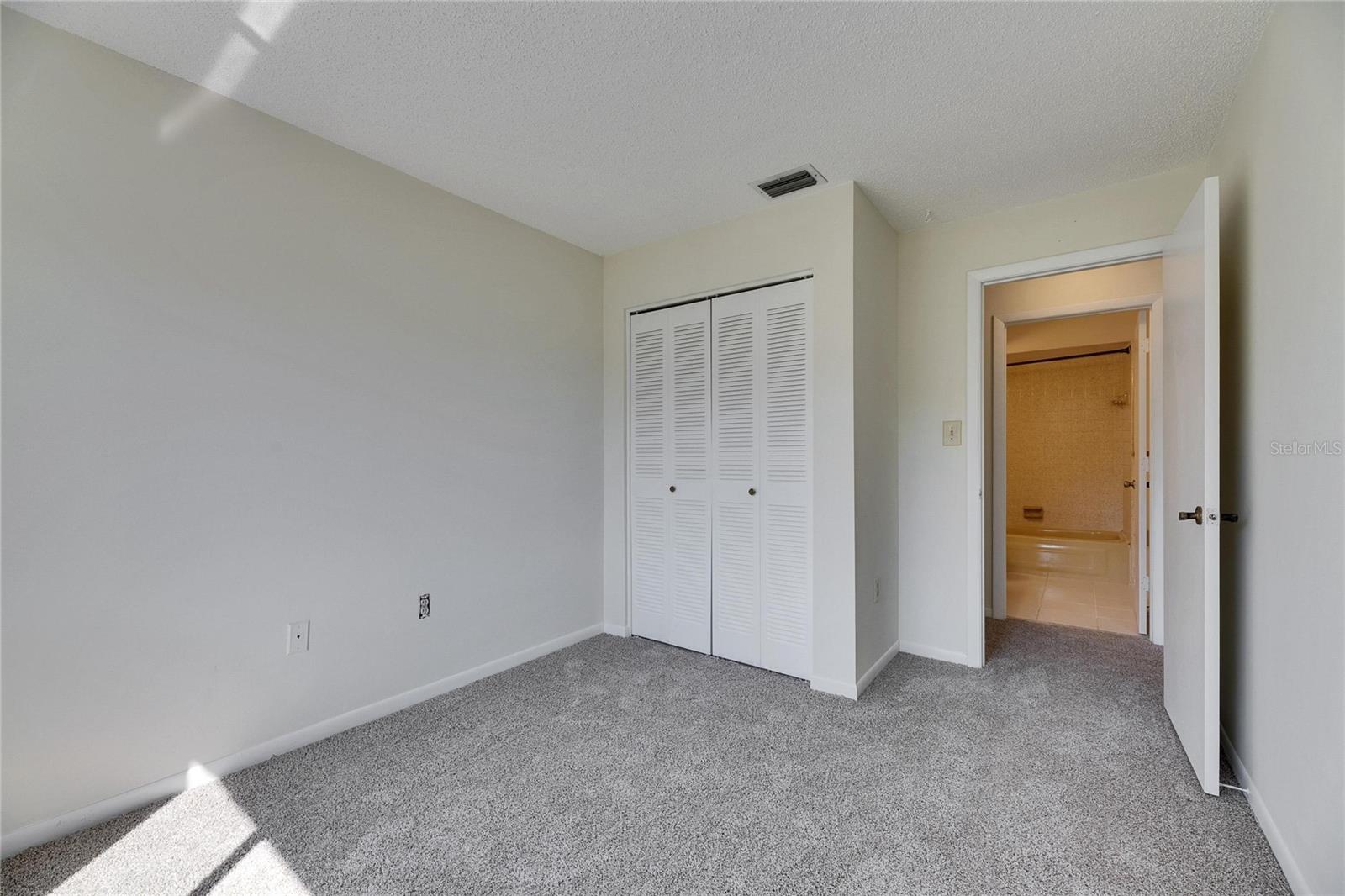 Image 31 of 71 For 1370 70th Street N 2-1382