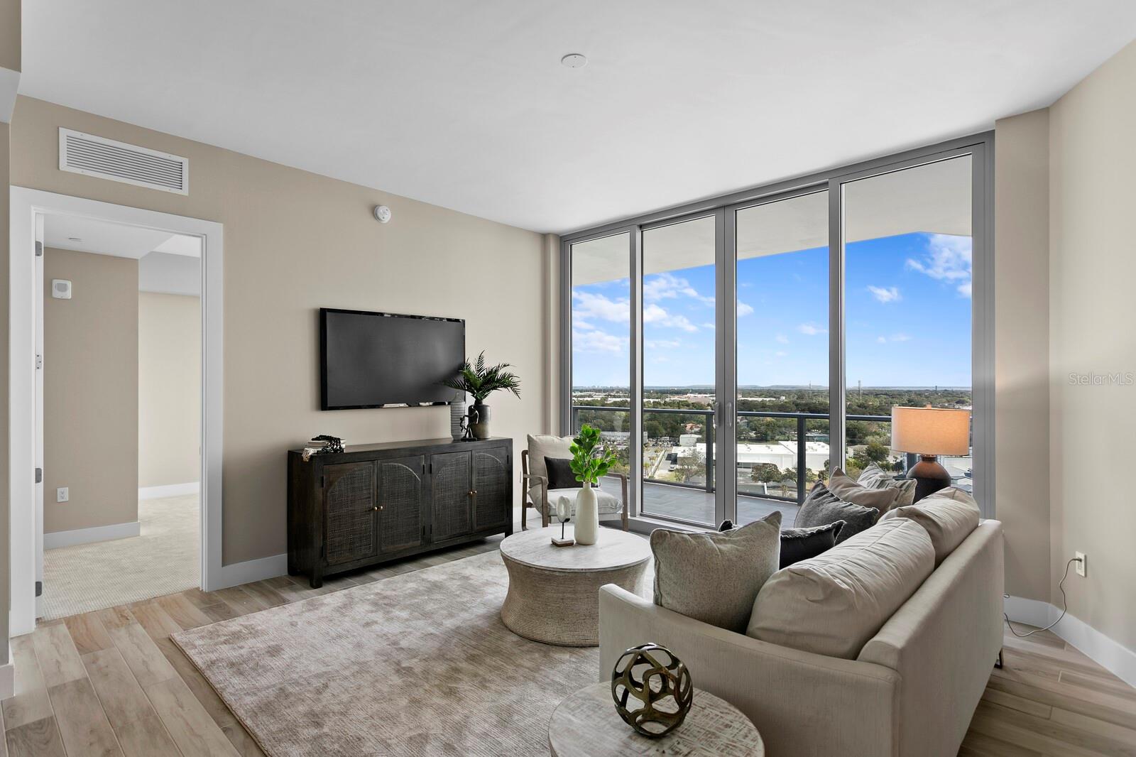 Listing photo id 12 for 5120 Marina Way 15006