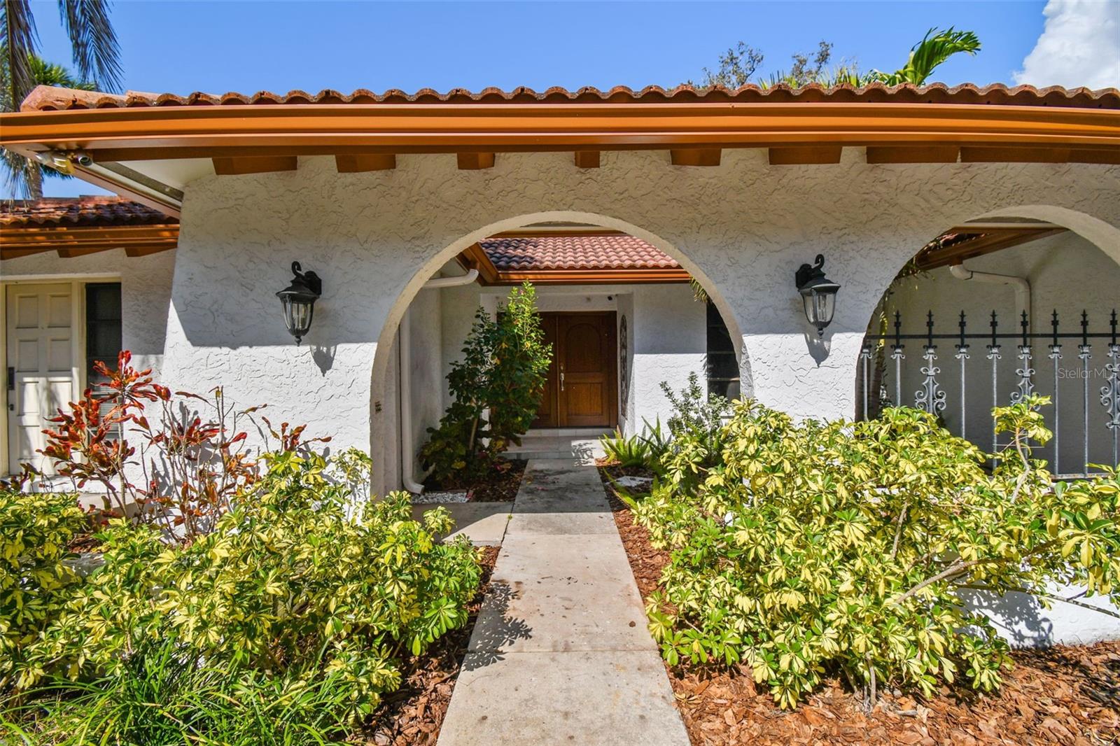 Listing photo id 27 for 4609 San Miguel Street