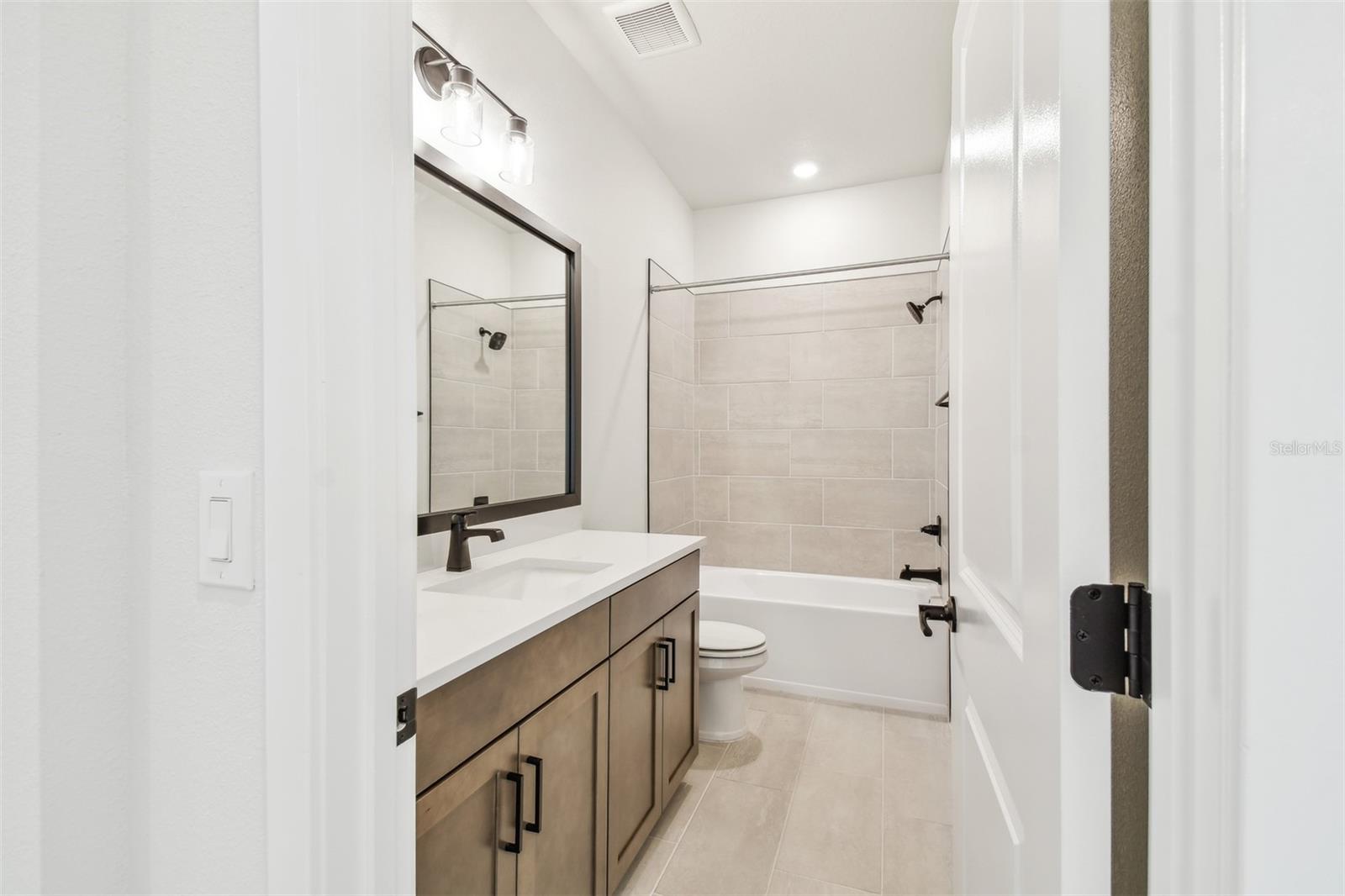 Image 30 of 41 For 28784 Rambutan Drive