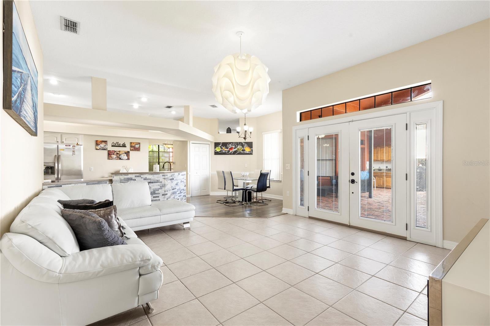 Image 21 of 41 For 13481 Pullman Drive