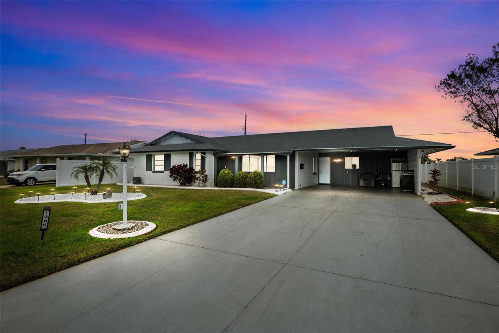 Details for 1205 Hacienda Drive, SUN CITY CENTER, FL 33573