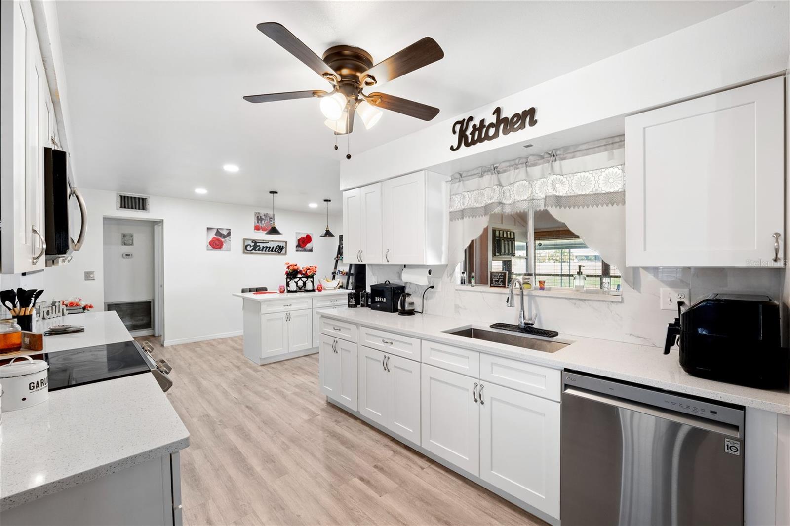 Image 8 of 20 For 1205 Hacienda Drive