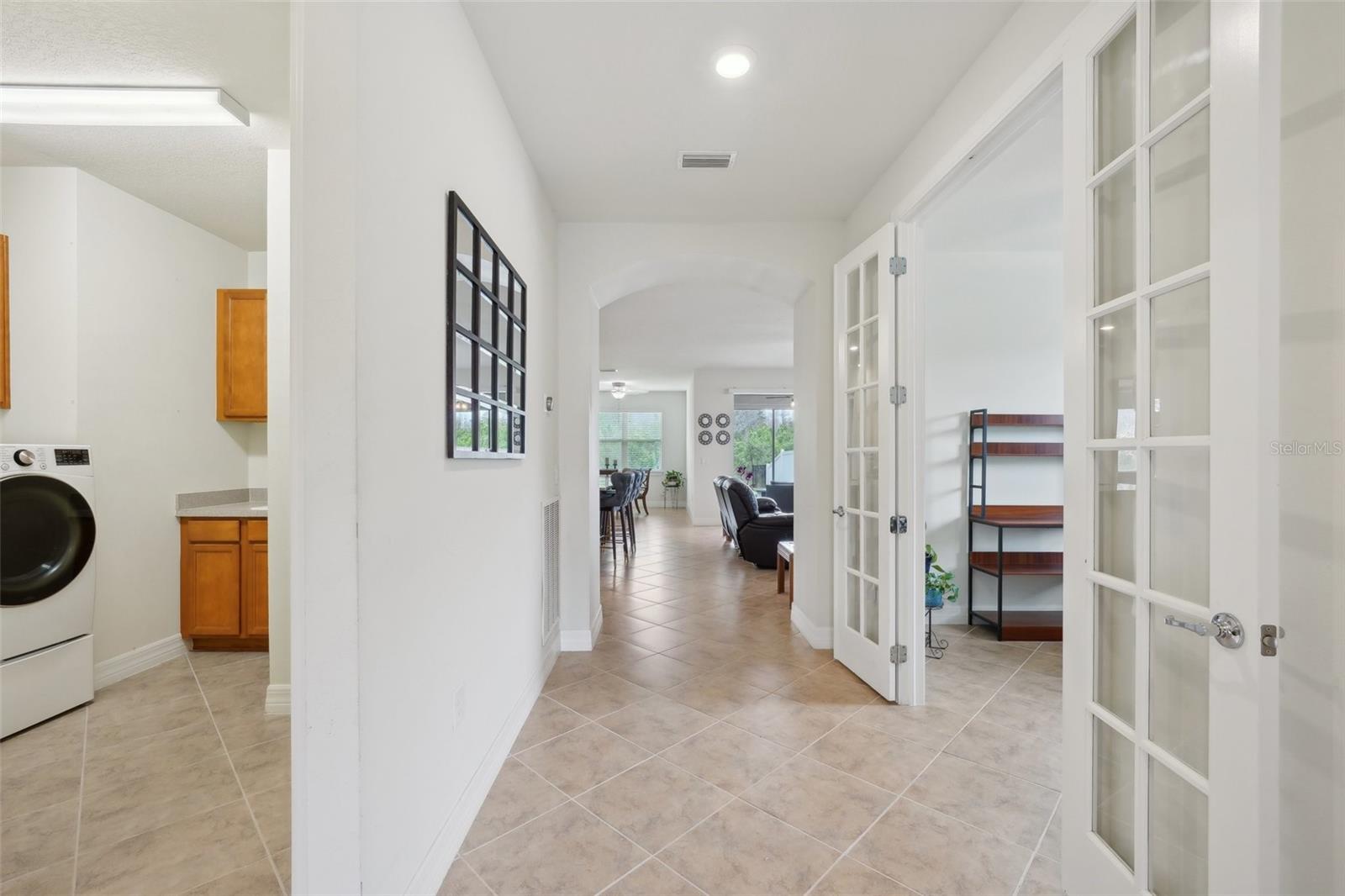 Listing photo id 9 for 7580 Pool Compass Loop