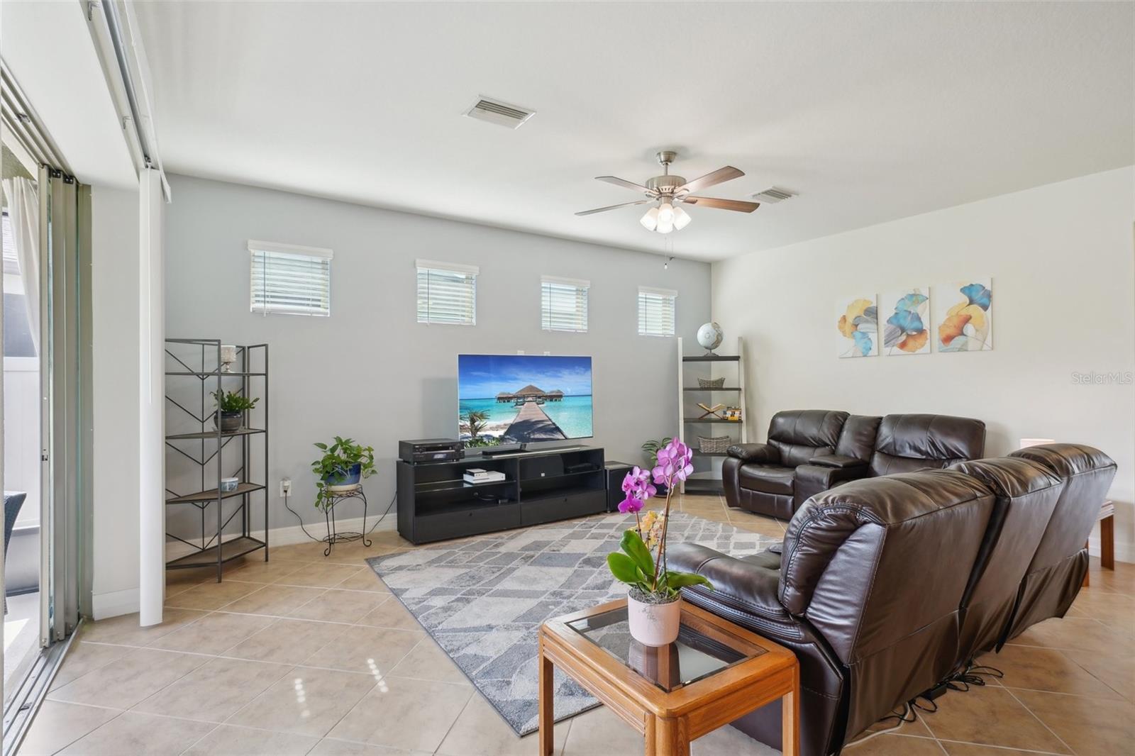 Listing photo id 23 for 7580 Pool Compass Loop
