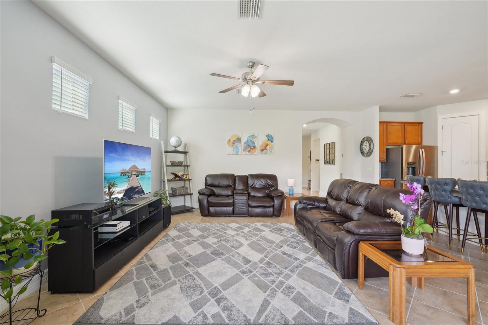 Listing photo id 24 for 7580 Pool Compass Loop