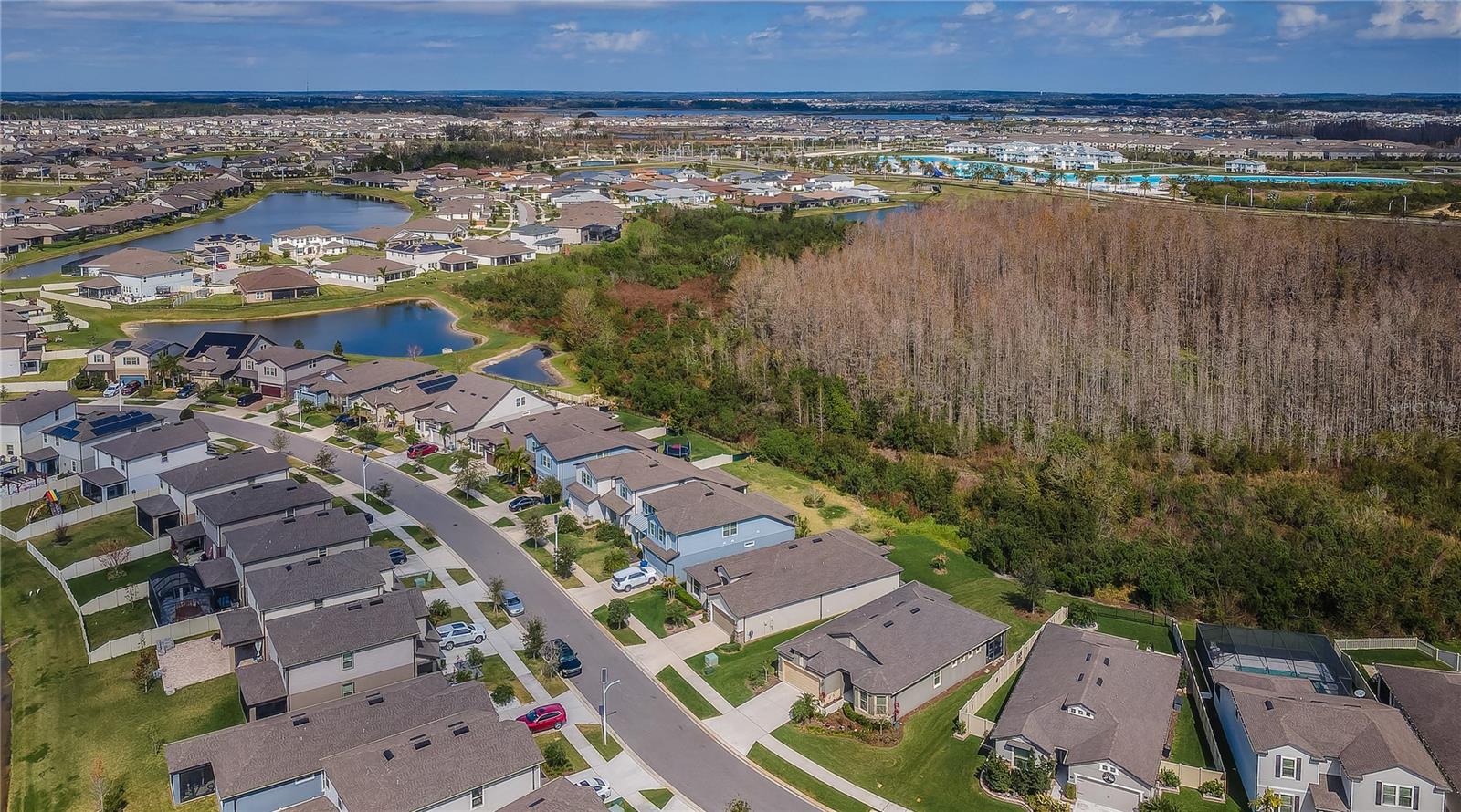 Listing photo id 53 for 7580 Pool Compass Loop