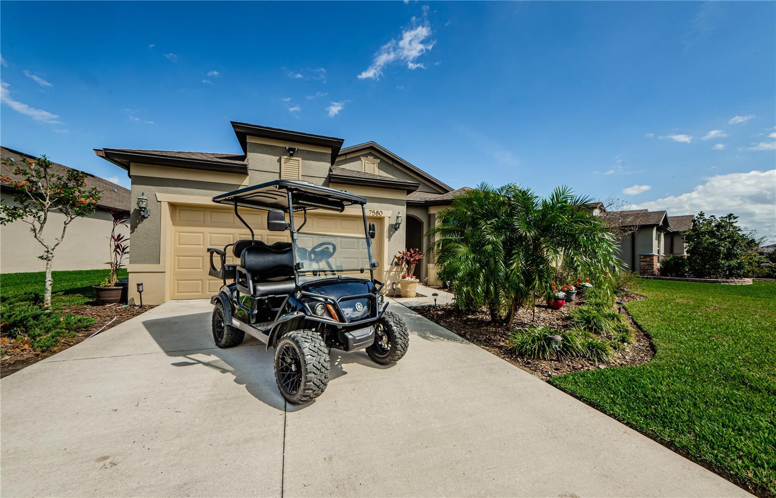 Listing photo id 56 for 7580 Pool Compass Loop