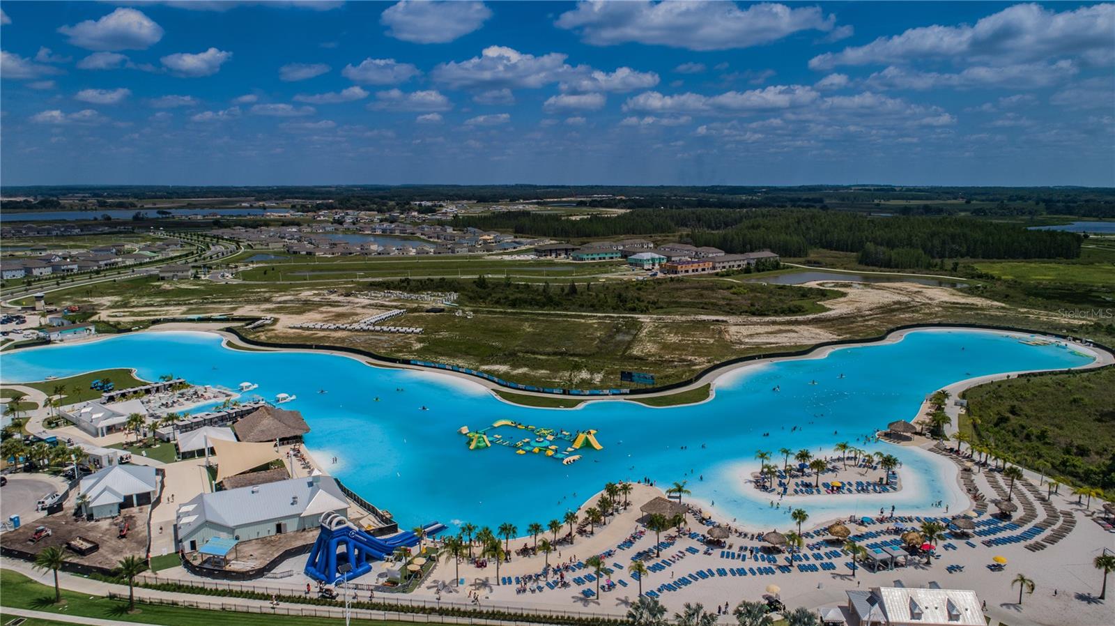 Listing photo id 66 for 7580 Pool Compass Loop