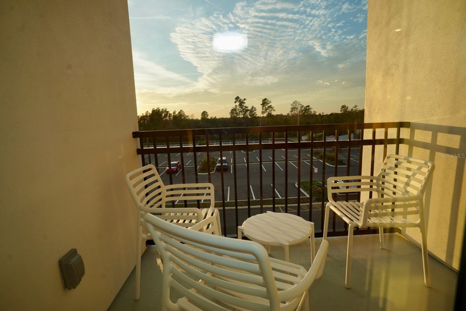 Image 10 of 21 For 15695 Grove Resort Avenue 4303