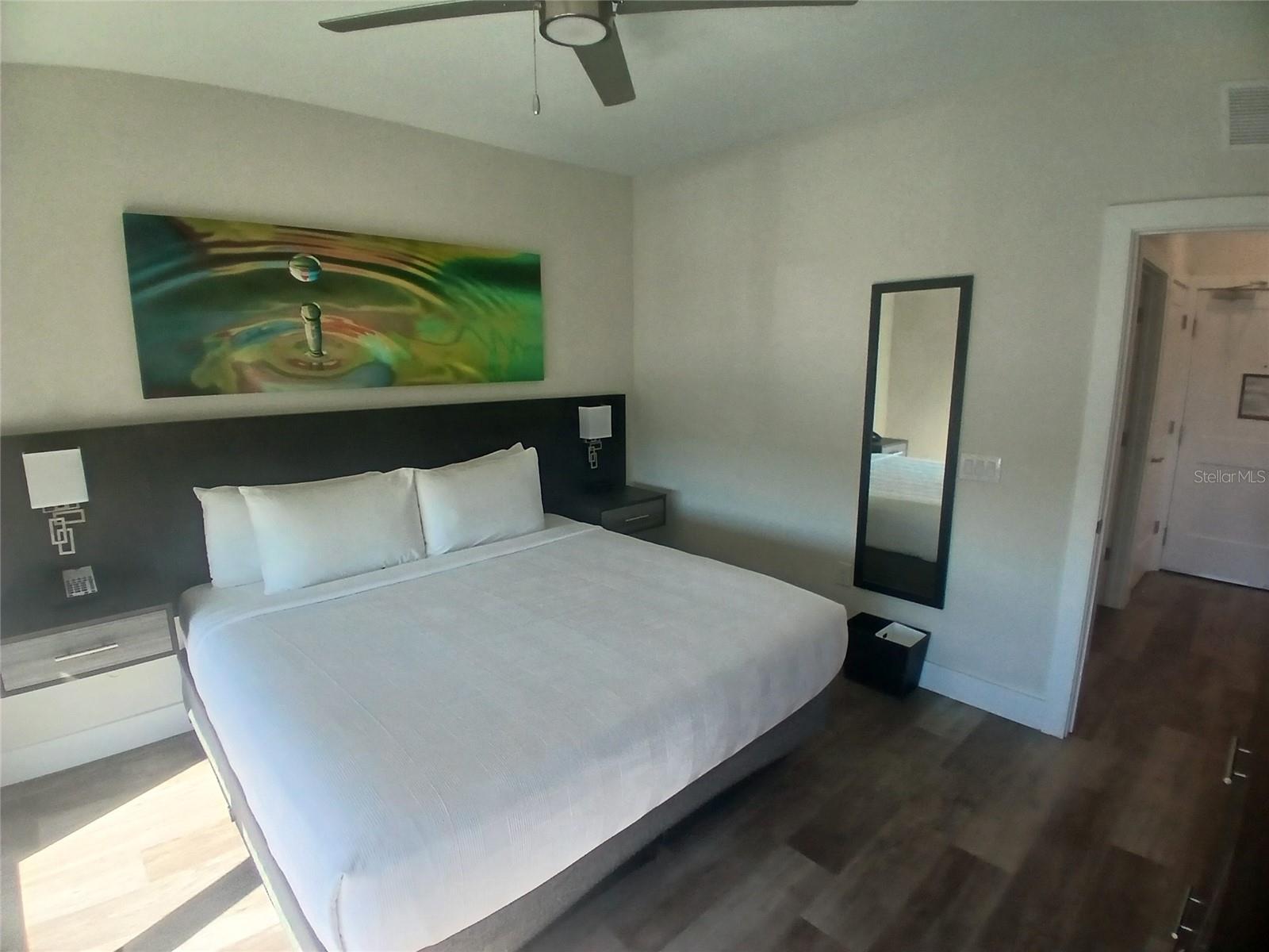 Image 16 of 21 For 15695 Grove Resort Avenue 4303