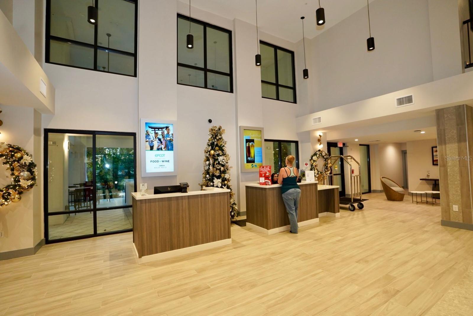 Image 4 of 21 For 15695 Grove Resort Avenue 4303