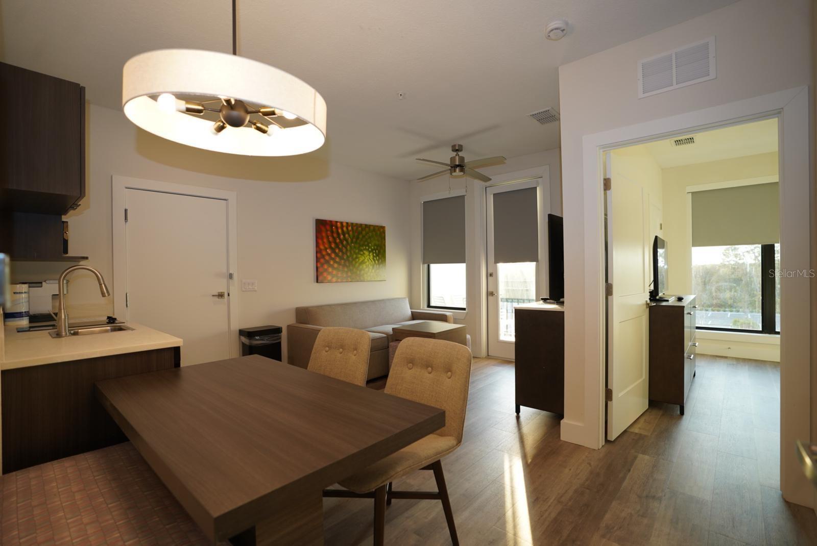 Image 6 of 21 For 15695 Grove Resort Avenue 4303