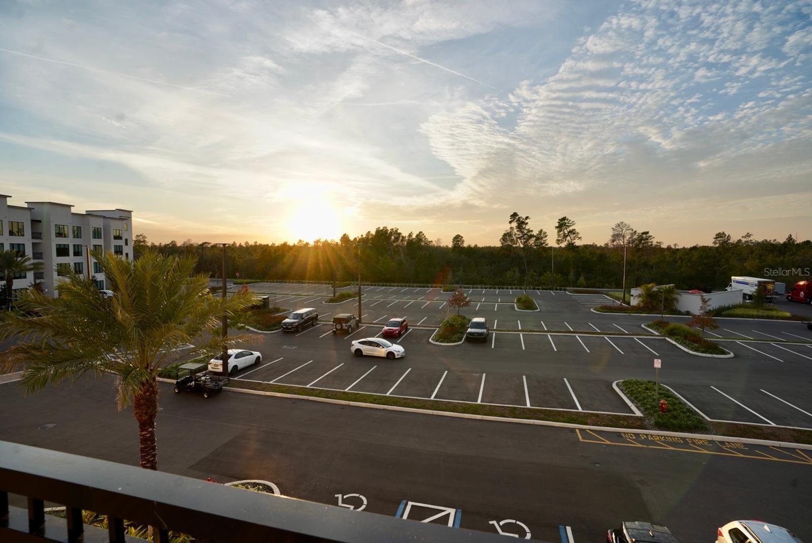 Image 9 of 21 For 15695 Grove Resort Avenue 4303