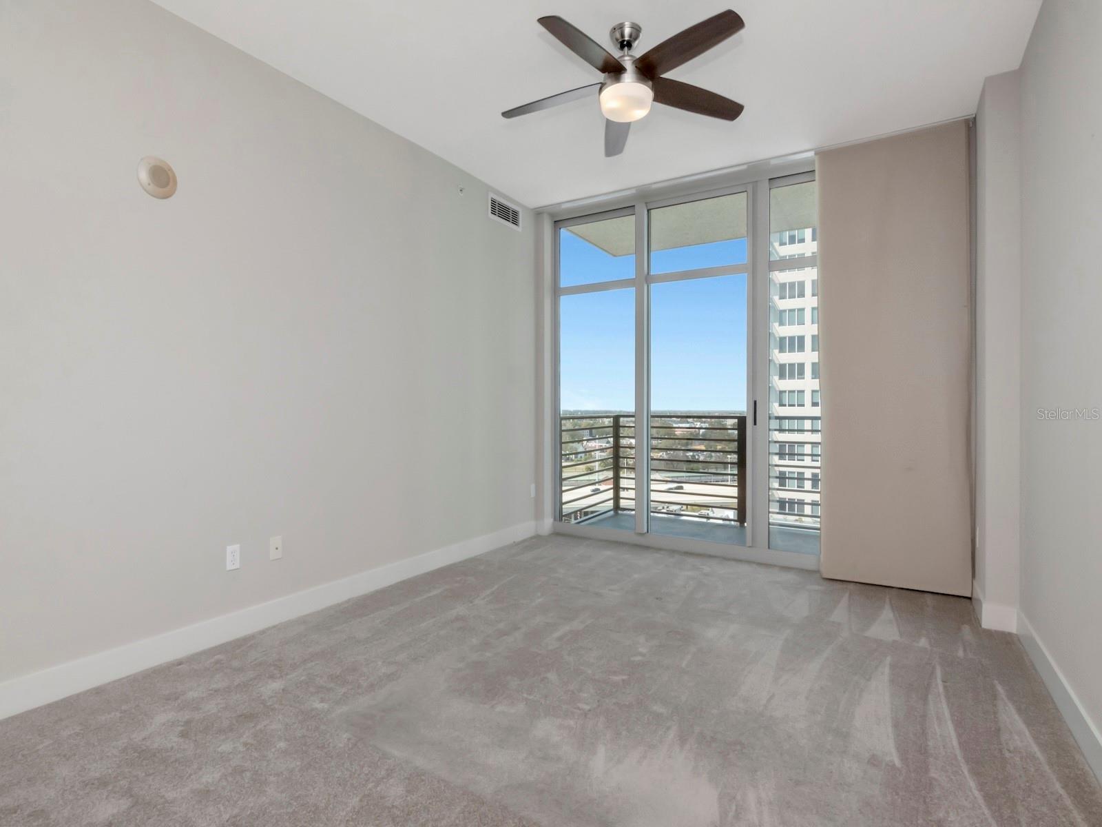 Listing photo id 10 for 1120 Kennedy Boulevard 1523