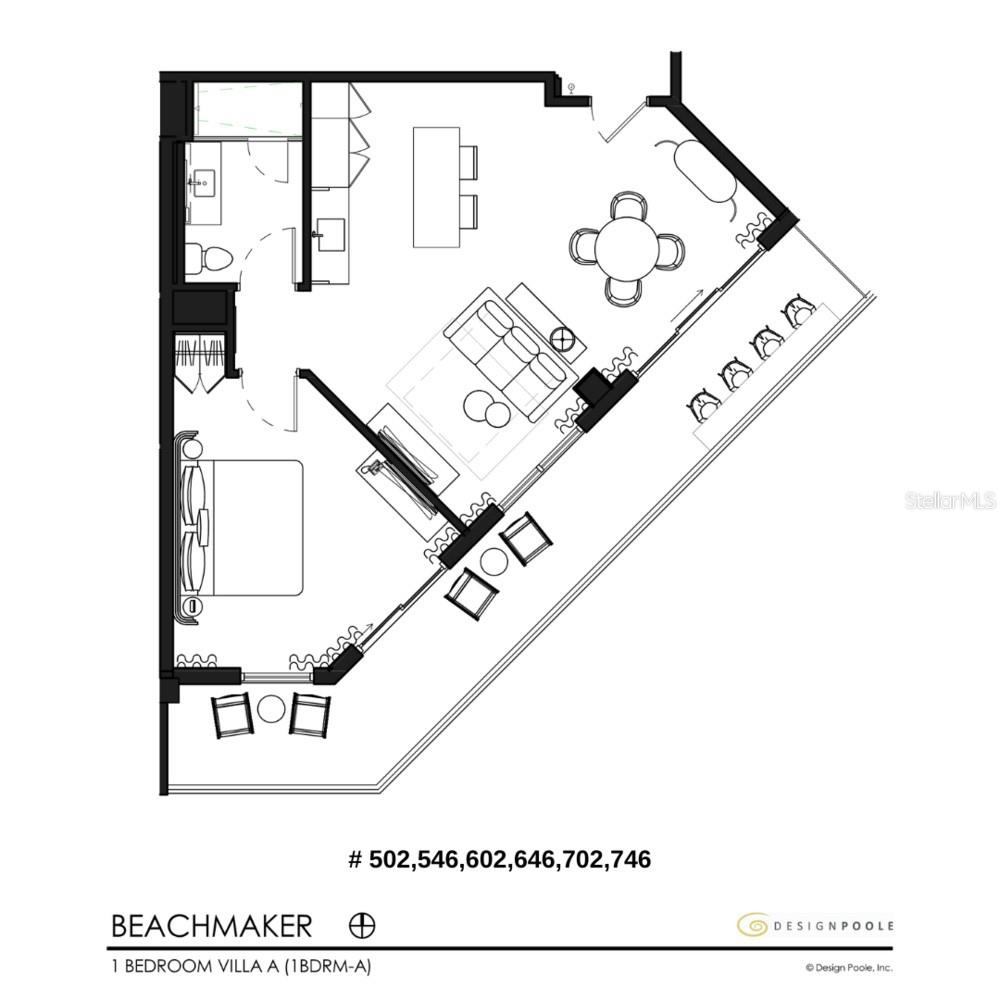 Listing photo id 20 for 15000 Madeira Way 411