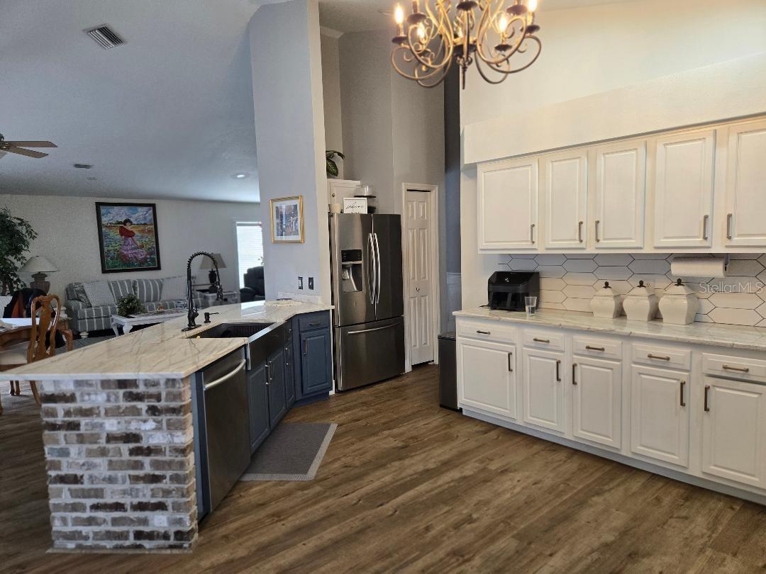 Image 5 of 28 For 6601 Thackston Drive