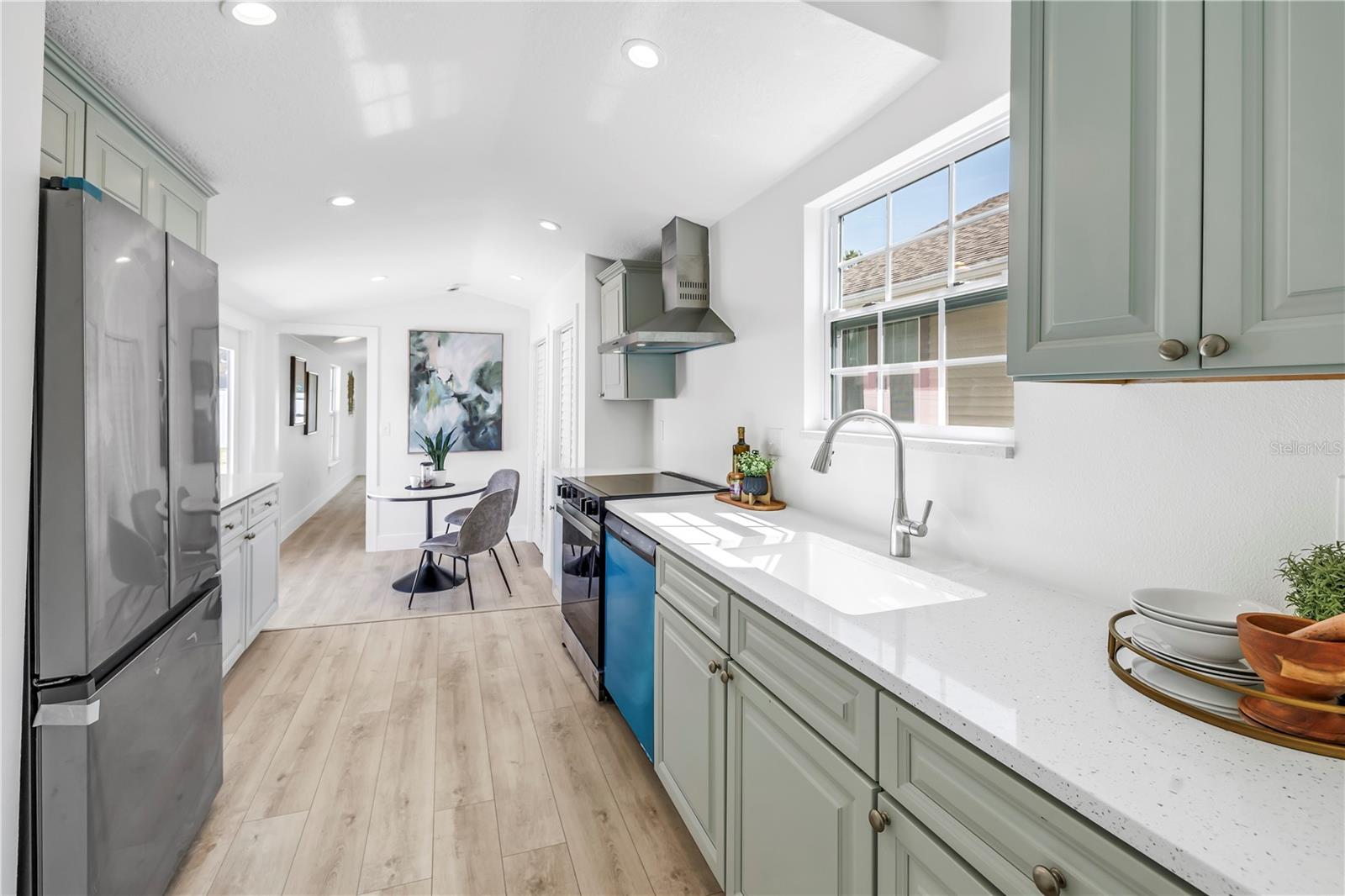 Image 17 of 42 For 4541 2nd Avenue N