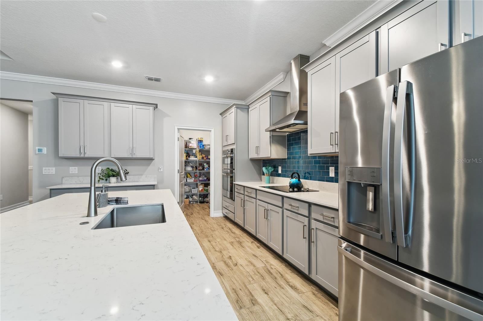 Listing photo id 15 for 9645 Little Bluestem Drive