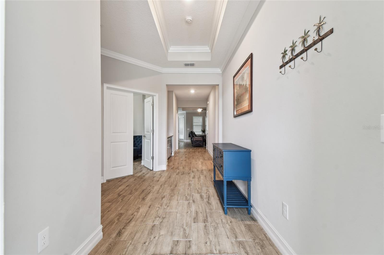 Listing photo id 24 for 9645 Little Bluestem Drive