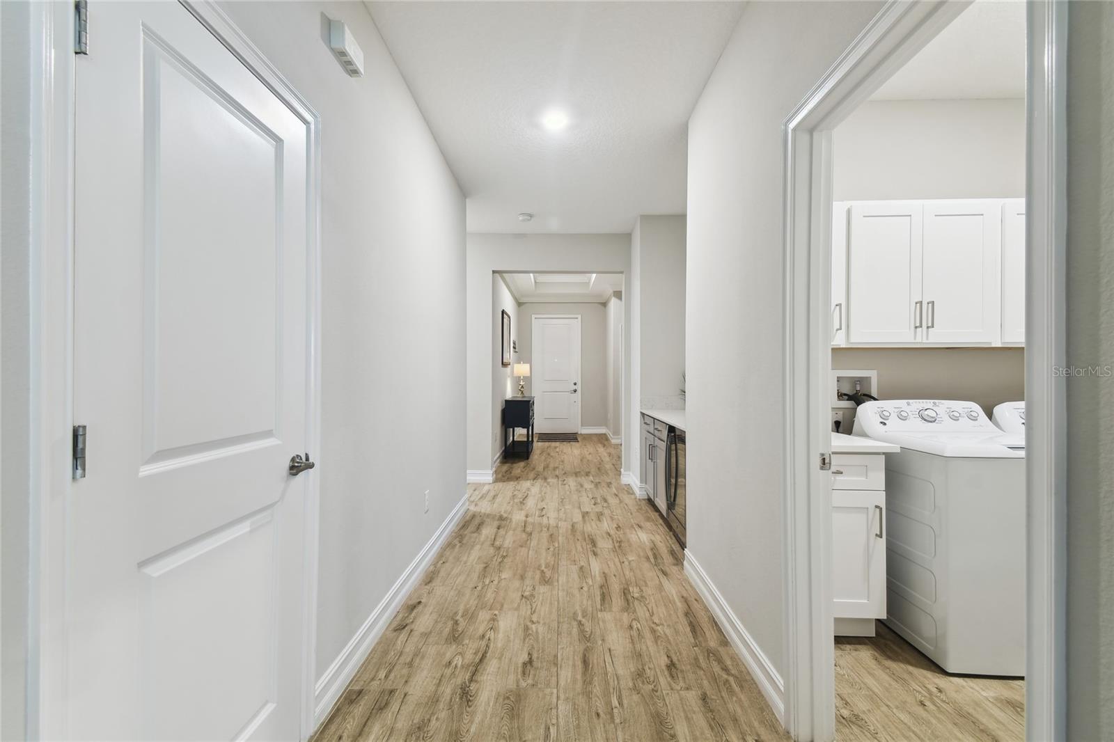 Listing photo id 25 for 9645 Little Bluestem Drive