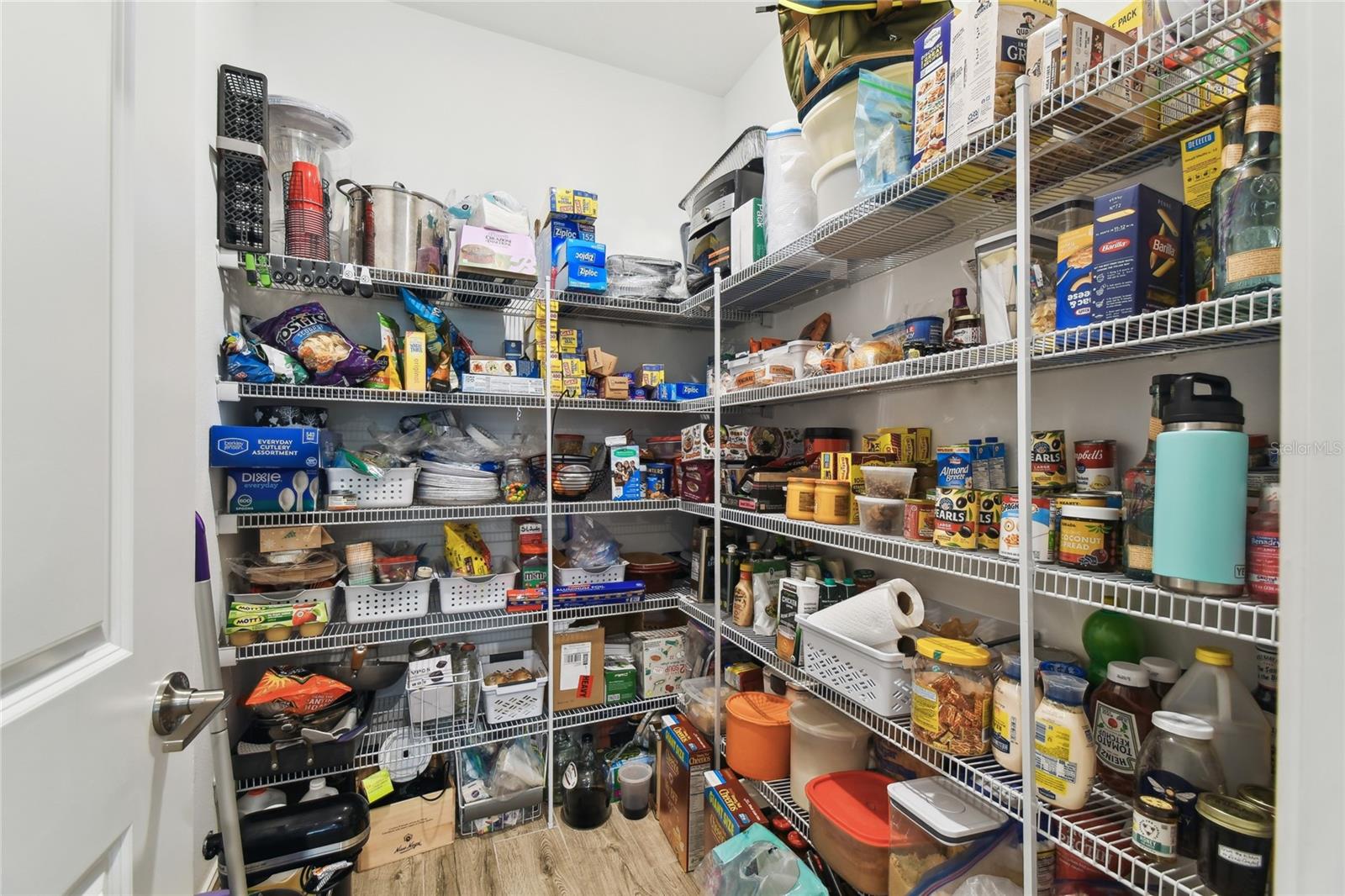 Listing photo id 30 for 9645 Little Bluestem Drive