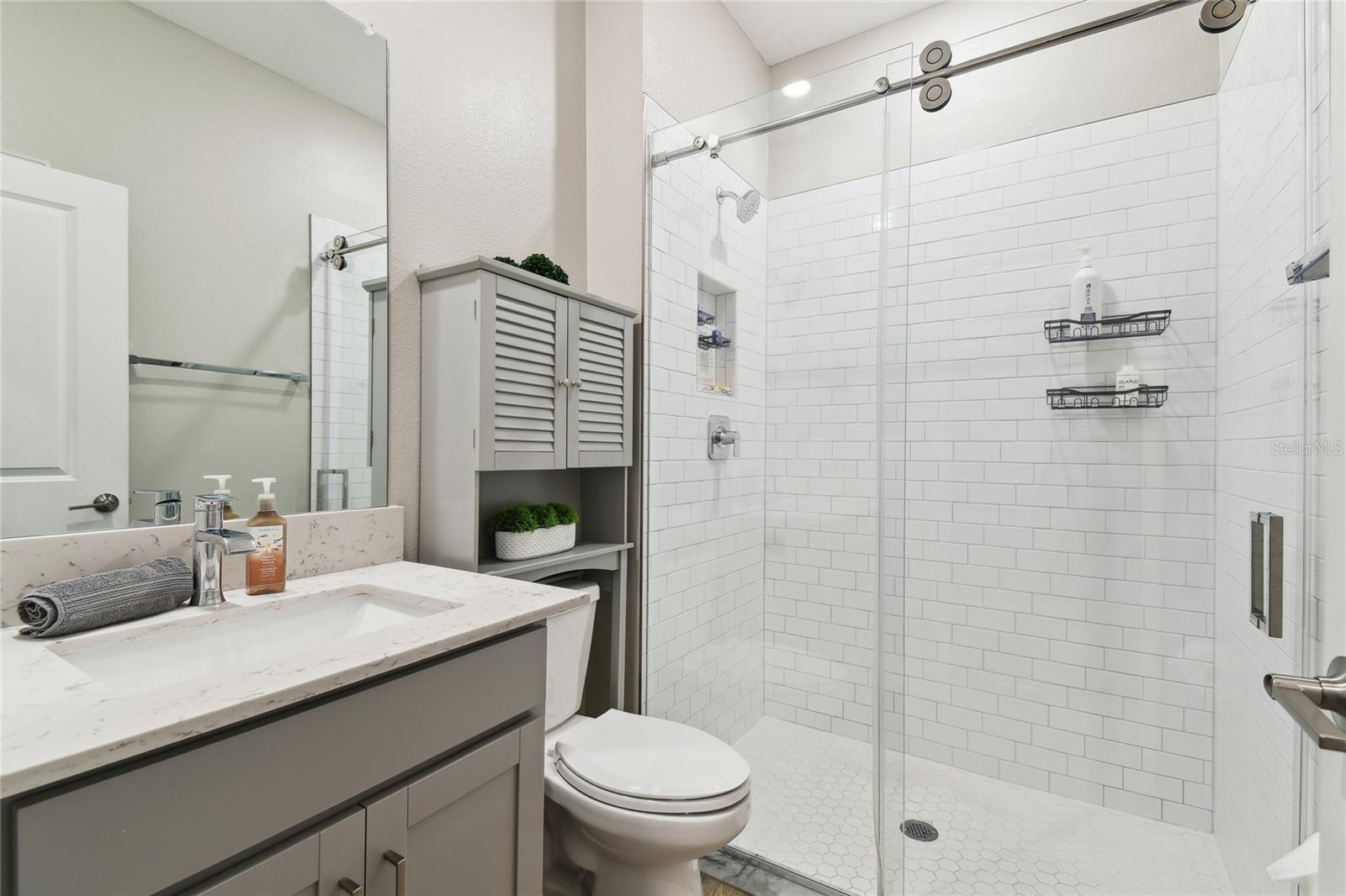Listing photo id 35 for 9645 Little Bluestem Drive